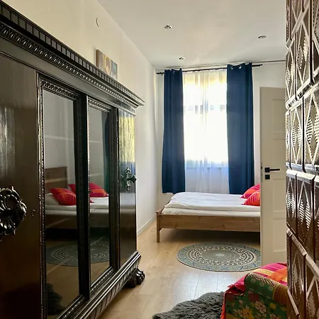 Vintage Senacka 9/7 * Krakow