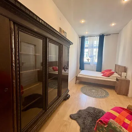 Vintage Senacka 9/7 Daire Krakow