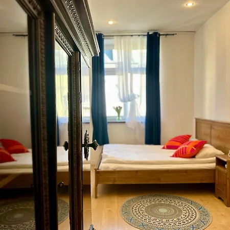 Vintage Senacka 9/7 Krakow