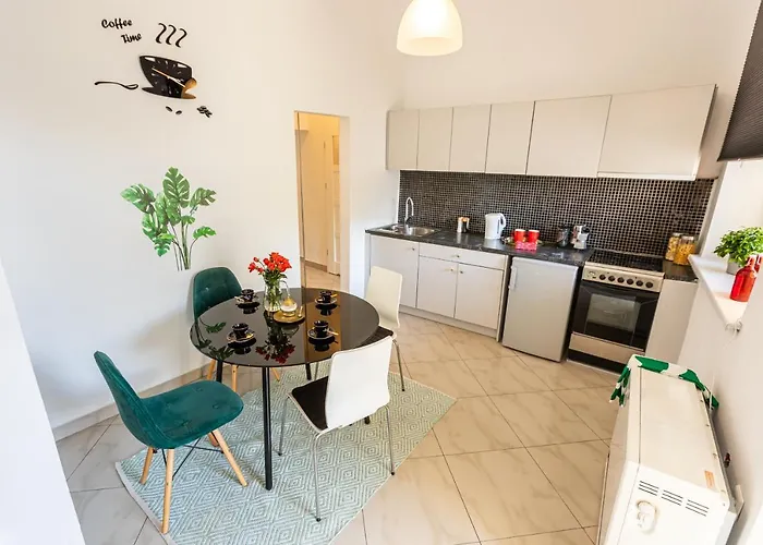 Vintage Senacka 9/7 Apartament *